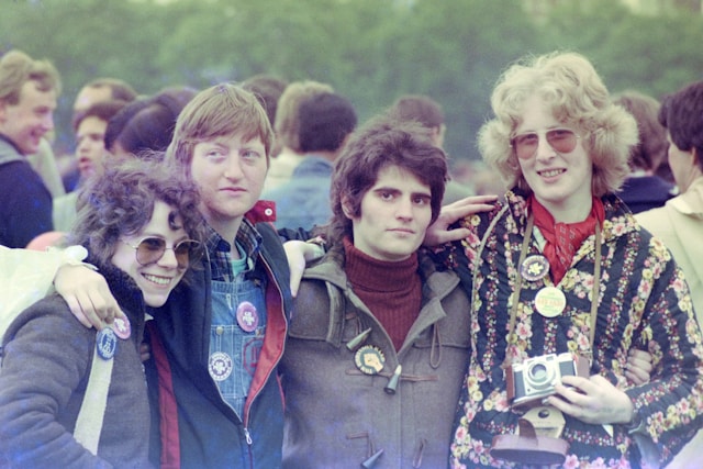 Bob crew